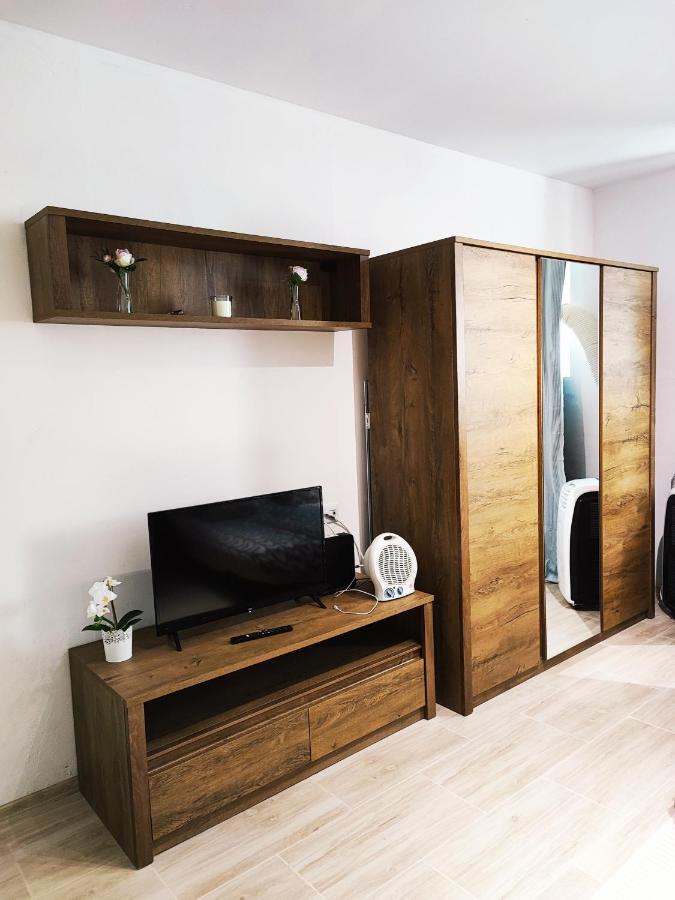 White Rose Studio Basement Apartment Budapest Exterior photo